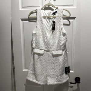 NWT- Compelling Moment White Boucle Lurex Sleeveless Romper